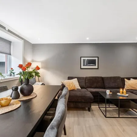 アパート Unik I Sentrum オーレスン